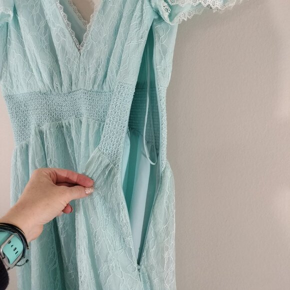 Alice and Olivia Gown Powder Blue NWT MSRP $595 - Picture 11 of 12